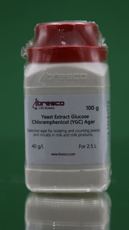 r Yeast Extract Glucose Chloramphenicol Agar